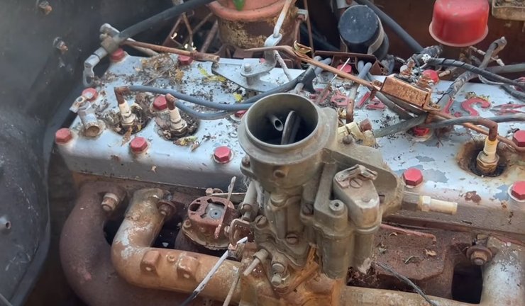 двигатель Крайслер