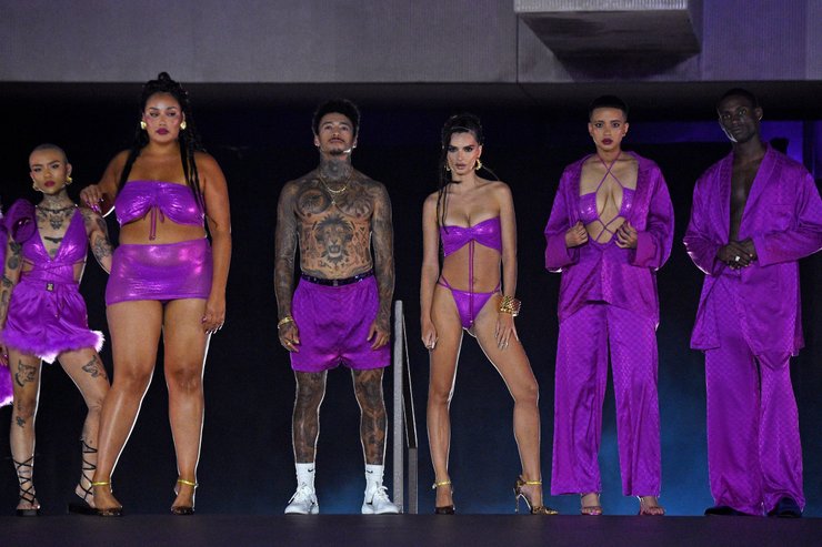 Эмили Ратаковски, Savage x Fenty, нижнее белье