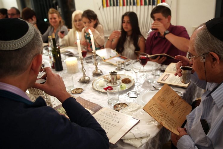 песах, традиции песаха, когда празднуют песах, еврейская пасха, седер, обряды седера, хамец