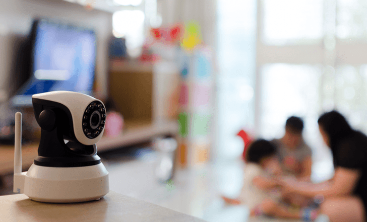 Камера в детской комнате, скрытая камера, безопасность детей, детское пение, ребенок не мог уснуть, ребенок напугал няню