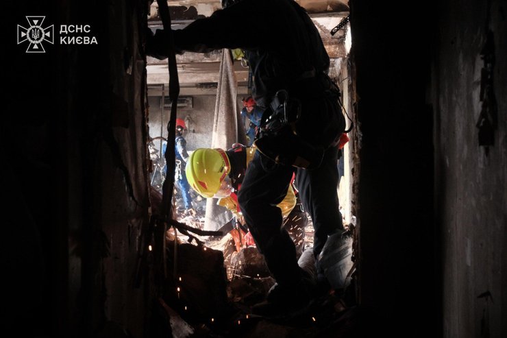 Наслідки обстрілу Києва