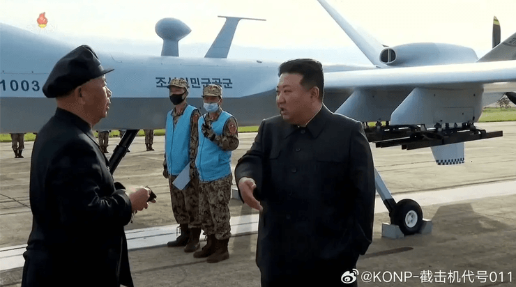 Кім Чен Ин, Saetbyol-9, фото