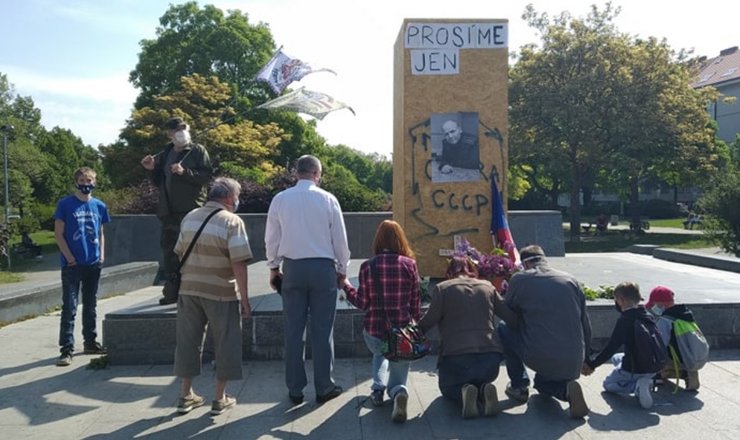 иван конев, маршал конев, чехия, прага, памятник, постамент