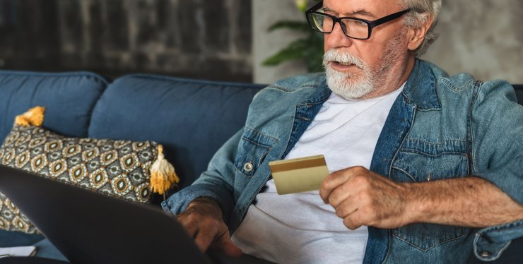Впровадження обов'язкових накопичувальних пенсій дозволить збільшити відсоток від зарплати, яку людина отримуватиме на пенсії