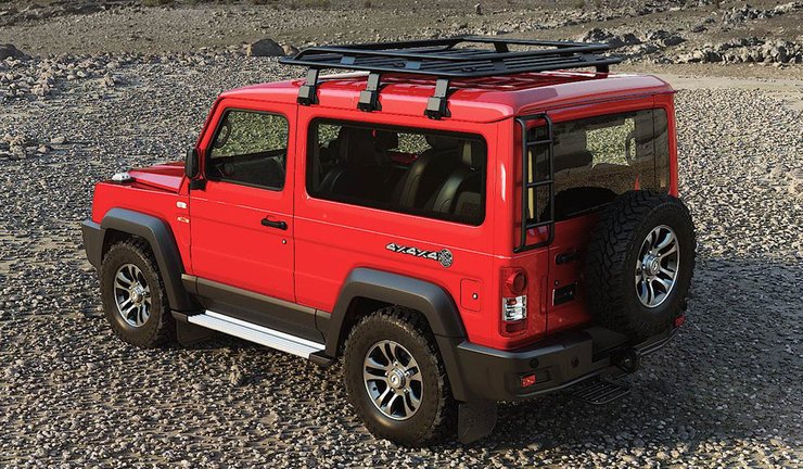 индийский внедорожник, новый внедорожник, экстерьер Force Gurkha, вид сзади, внешность