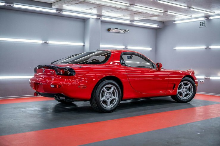 Mazda RX7, Mazda RX-7, купить Mazda RX-7, капсула времени, роторная Mazda