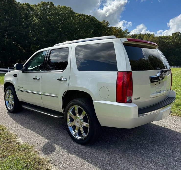 Cadillac Escalade 2011, Cadillac Escalade, позашляховик Cadillac, капсула часу