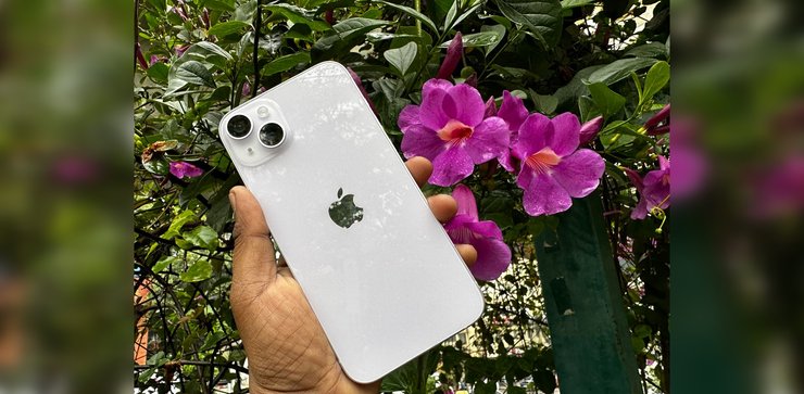 Смартфон iPhone 14