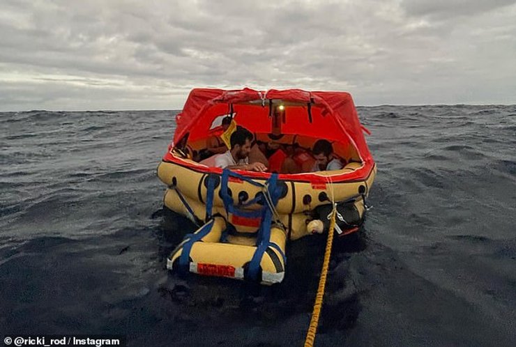 Спасательная шлюпка