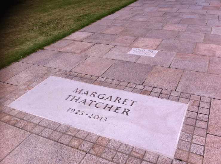 маргарет тетчер могила Маргарет Тэтчер