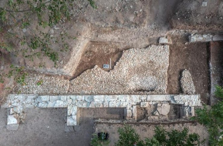 раскопки, история, историческое значение, средневековье, монастырь, камень, замок, стиль, исследования, поселение, церковь, мрамор, находка, археологи, археология