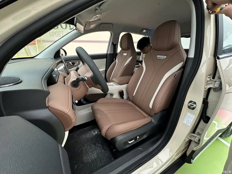 Салон Wuling Binguo S