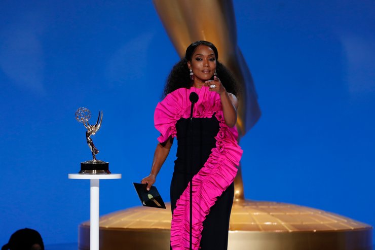 Greta Constantine, Анджела бассет, Еммі