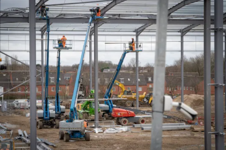 Скандальна забудова, склад, будівництво, Велика Британія, курйози, помилки чиновників, фото