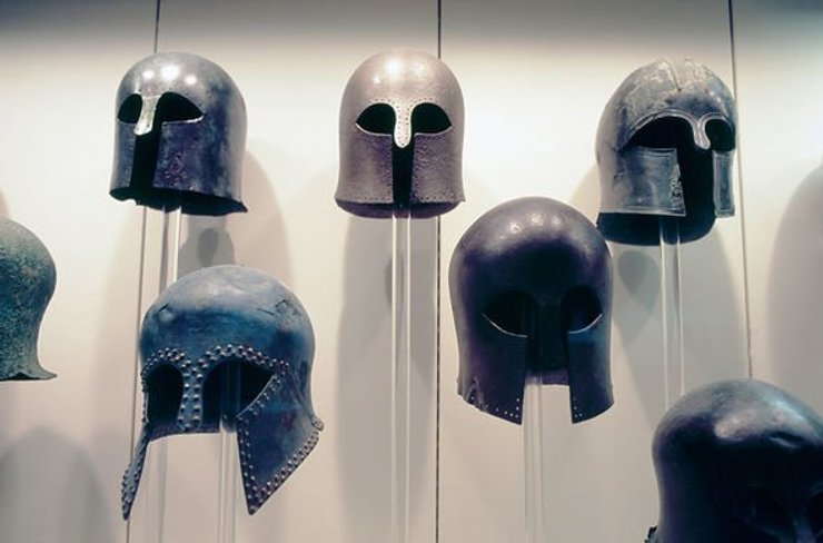 шлемы, воины, бронза