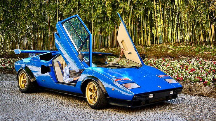 Lamborghini Countach LP400 S, загорелся суперкар, пожары Lamborghini