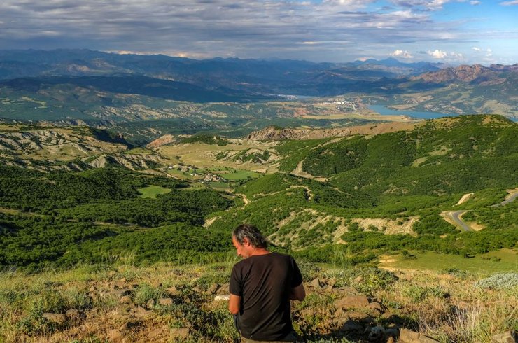 в чем причины войны с курдами, почему у курдов нет государства, народ без государства, почему воюют турки и курды, война на Ближнем Востоке, война с курдами, за что арестован оджалан, кто такой оджалан, права курдов, пешмерга, за что воюют курды, курдистан, независимость курдистана