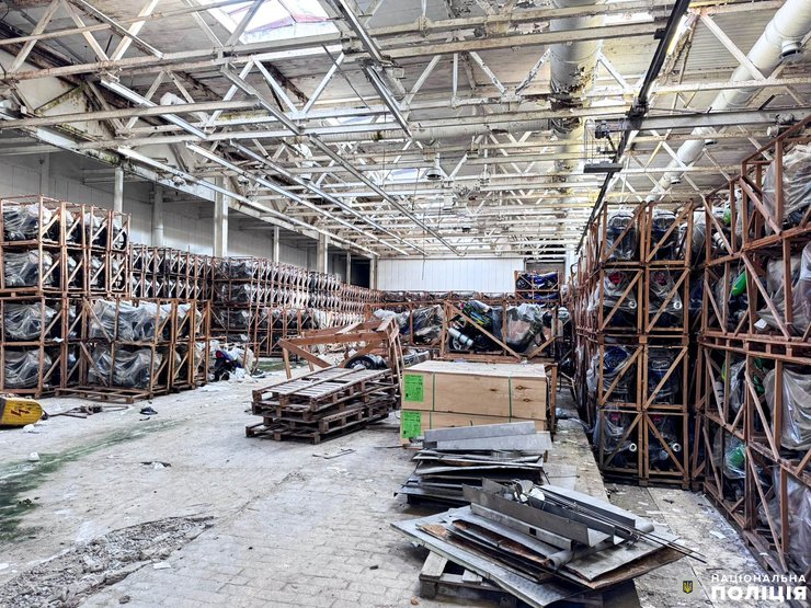 Крадіжка, Рівне, Рівненська область, крадії, злодії, поліція, Національна поліція, патрульна поліція, мопеди, скутери