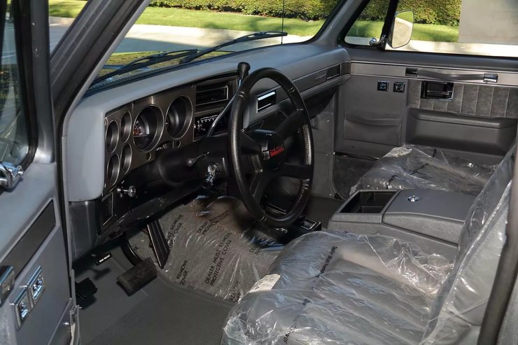 салон шевроле блейзер, Chevrolet Blazer, Chevrolet K5 Blazer, Chevrolet Blazer 1989, капсула часу