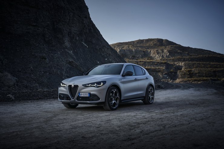 Alfa Romeo Giulia, Alfa Romeo Giulia, Alfa Romeo, Alfa Romeo Stelvio, кроссовер Alfa Romeo