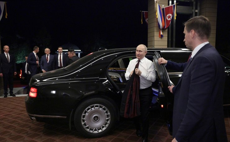 Путин, аурус, российский лимузин, Ким Чен Ын