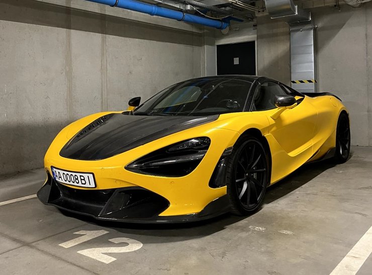 суперкары Украины, авто из Украины в Европе, McLaren 720S, Mercedes-Maybach GLS