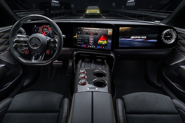 салон Mercedes-AMG GT