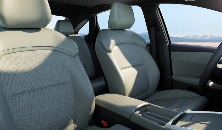 салон Roewe D6 2025, новый Roewe D6, электромобиль Roewe