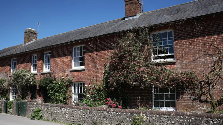 В селе Фирл живет только одна семья, дома принадлежат только одной семье, жилье, Великобритания, туризм, путешествия, фото