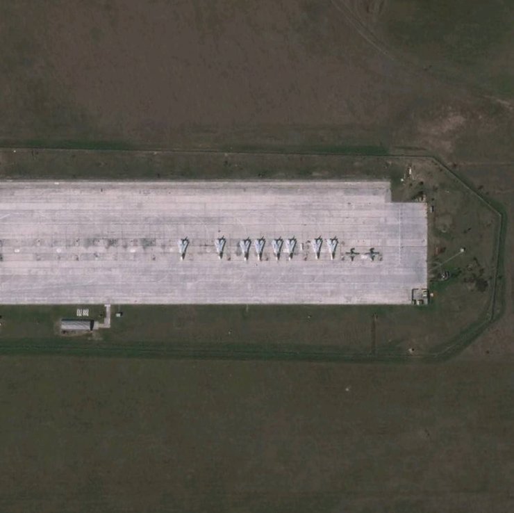 самолеты, авиабаза, взлотная полоса