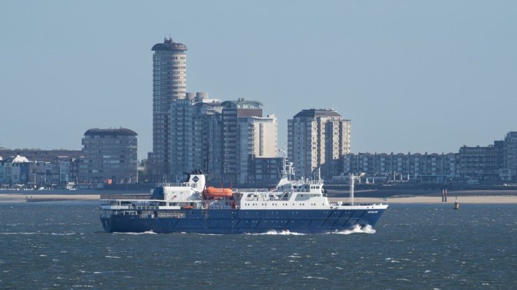 круизный лайнер MV Hondius