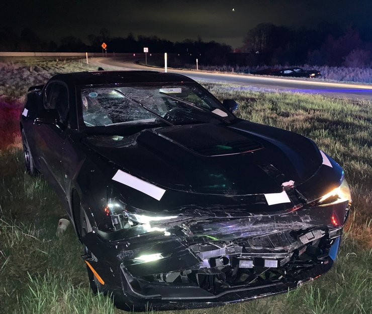 Chevrolet Camaro ZL1, Chevrolet Camaro 2022, Chevrolet Camaro, угон авто, полицейская погоня