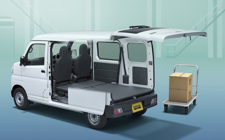 Тойота Пиксис