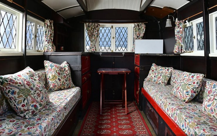 Интерьер Eccles Jacobean довольно роскошный