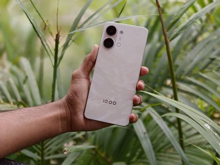 iQOO Z11 Lite