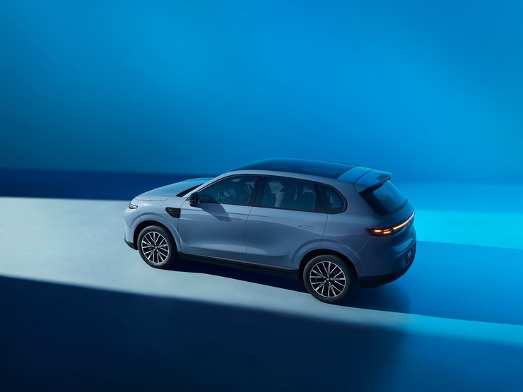 електромобіль Leapmotor B10