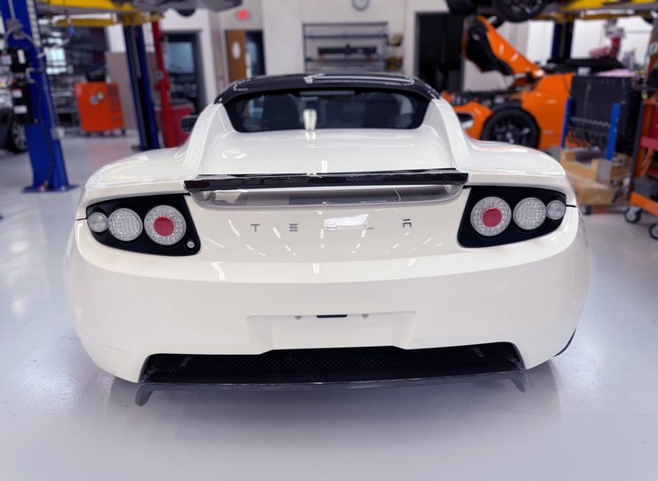 тесла родстер 2010, Tesla Roadster, Tesla Roadster 2010, электромобиль Tesla, капсула времени