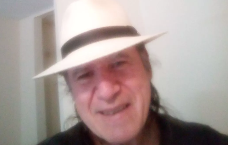 Як знайти кохання, чоловік почав рекламувати себе на білборді, курйози, стосунки, США, способи познайомитися з дівчиною