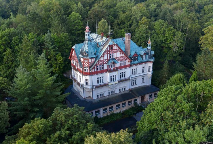 вилла мысливна, карловы вары, вилла Назарбаевых, недвижимость Назарбаевых в Чехии, недвижимость в Чехии