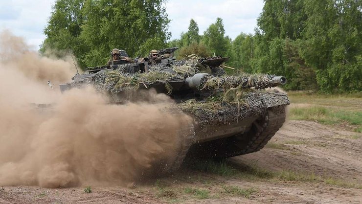 Танк  Leopard 2 A7V