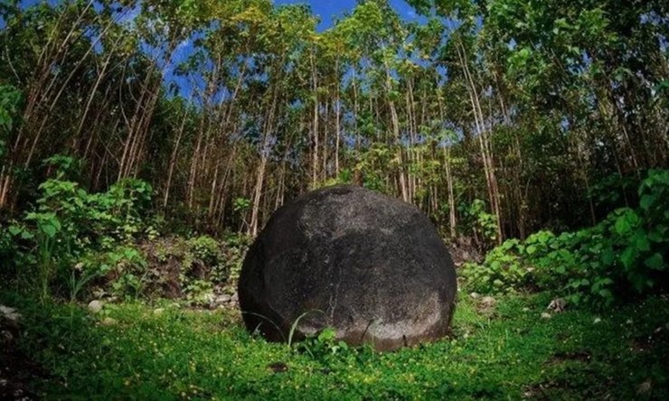 Коста-Ріка, кам'яна куля