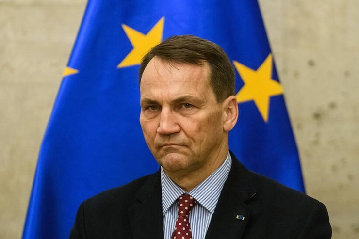 Польша, Сикорский