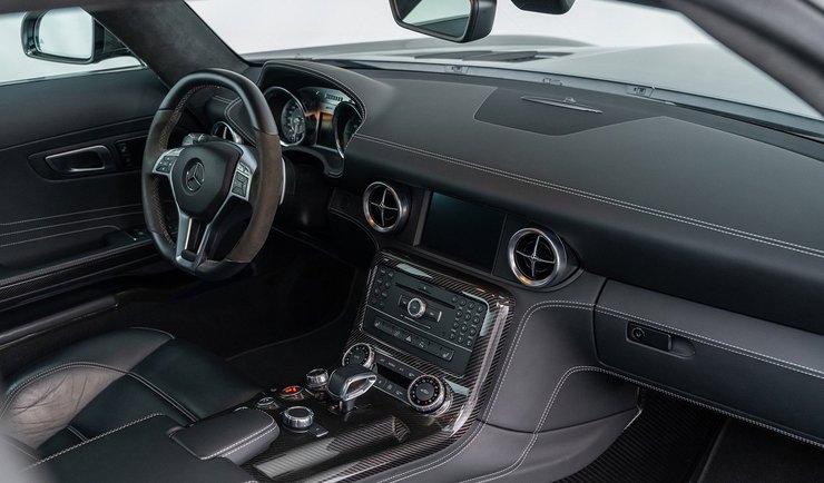 Салон Mercedes SLS AMG