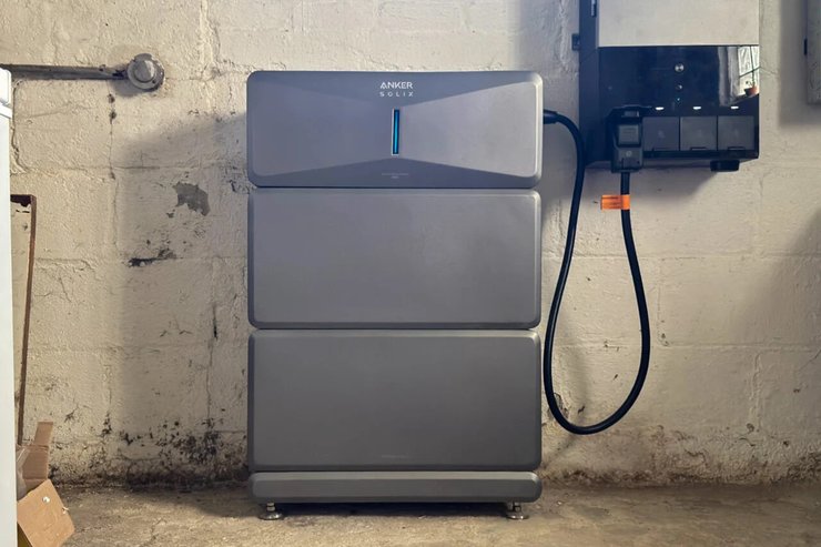 Зарядна станція Anker Solix E10