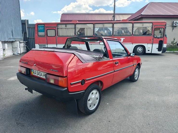 Кабриолет ЗАЗ-1102