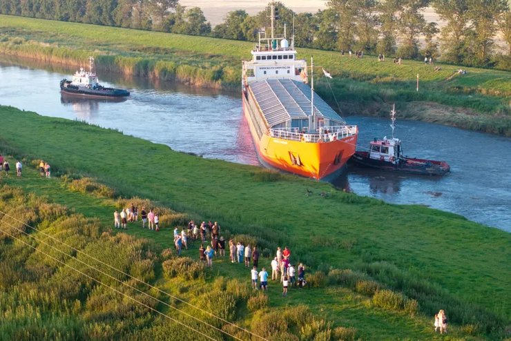 Сухогруз "Балтийская стрела", евер гив, суэцкий канал, британия, Ever Give