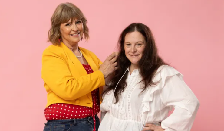 Бабушка берет деньги за воспитание собственных внуков, работа для пенсионеров, курьезы, дети, семейные истории, Великобритания