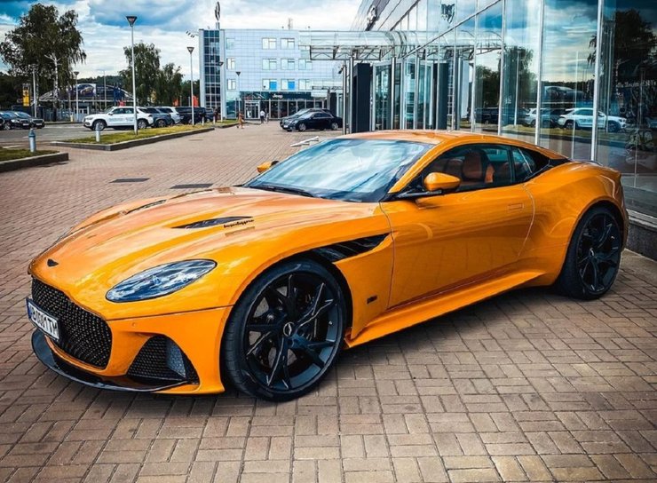 Aston Martin DBS Aston Martin DBS Superleggera