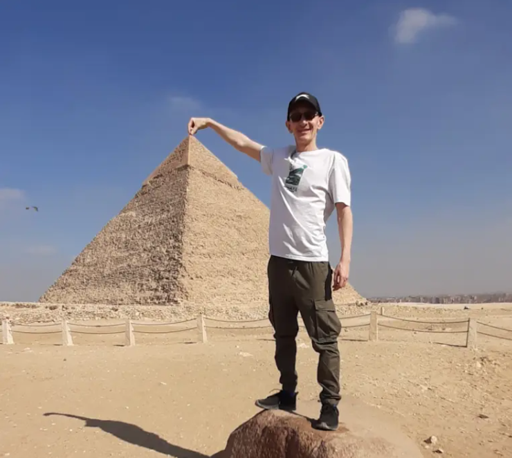 Як обманюють туристів у Єгипті, шахрайські схеми, турист приїхав на відпочинок і зрозумів, що його готелю немає