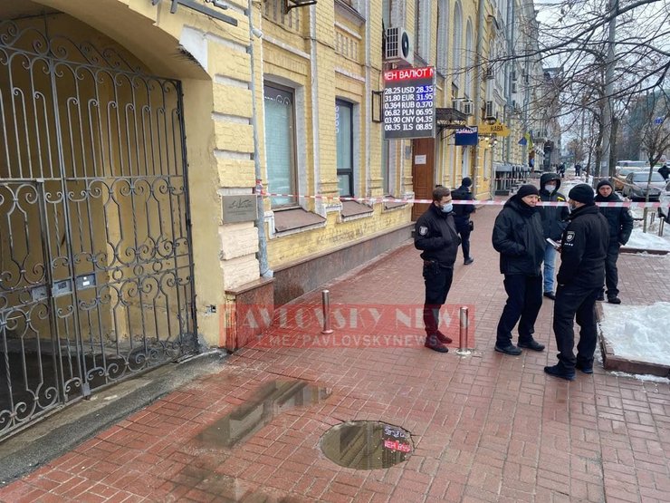 стрельба в Киеве на Владимирской 23